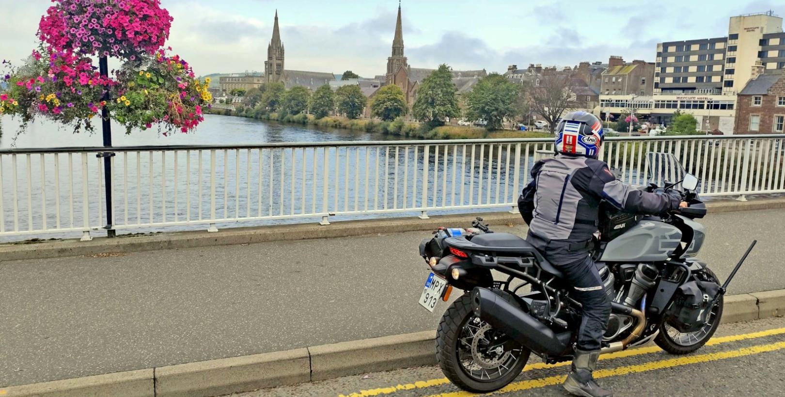 Κωνσταντίνος Μητσάκης Pan America 1250 SP Σκωτία