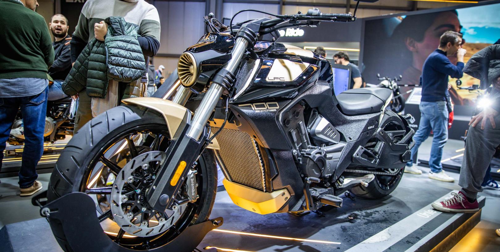 BENDA: Έρχονται και επίσημα Ελλάδα με Teoren Motors! Φέρνουν το μεσαίο cruiser με το μεγαλύτερο ελαστικό!