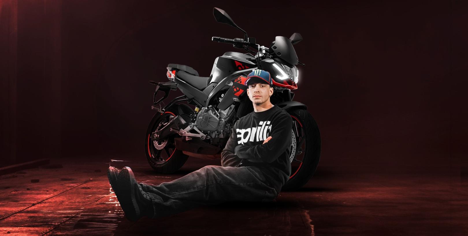 aprilia_tuono_457