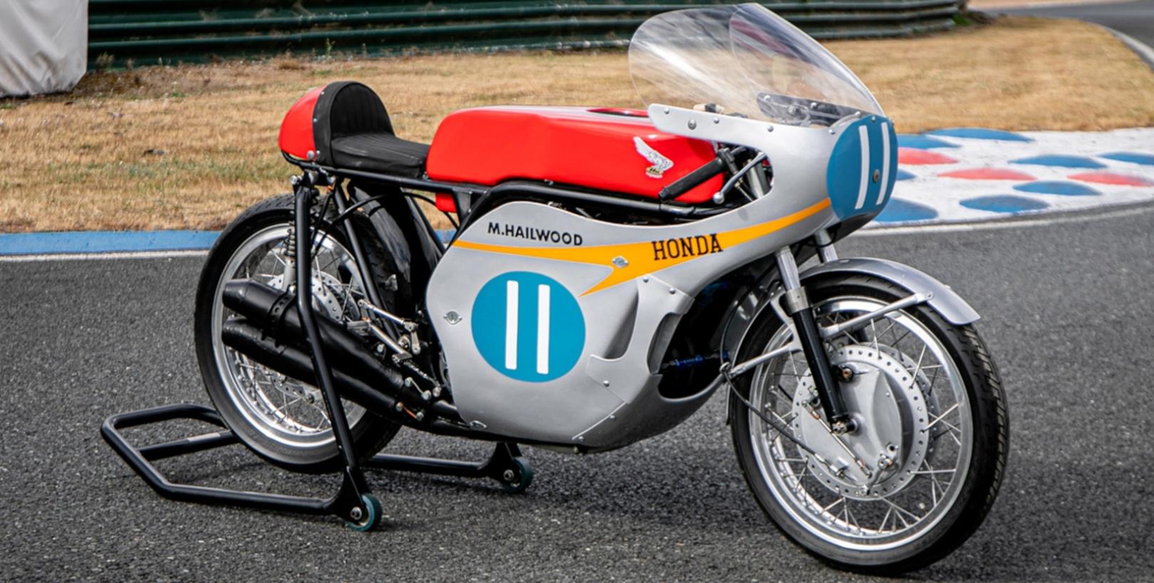 Honda RC173 Mike Hailwood δημοπρασία 2026