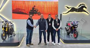 Η MUVUS των CFMOTO και RE αναλαμβάνει αντιπρόσωπος TVS και Norton στην Ελλάδα!