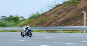 cfrmoto v4 sr-rr